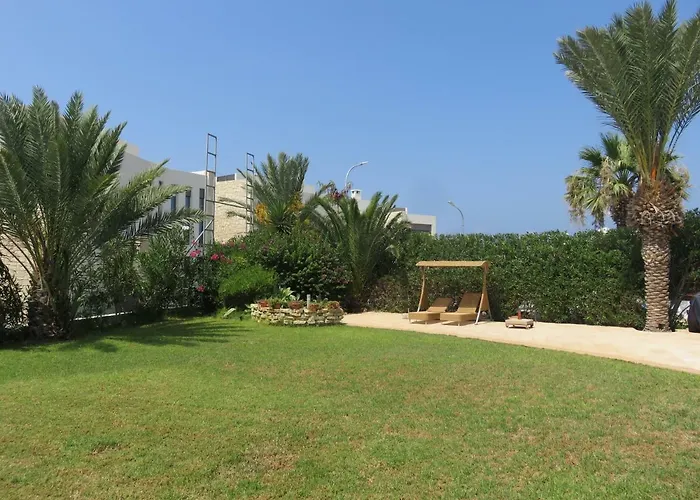 Victoria Nyaraló Paphos